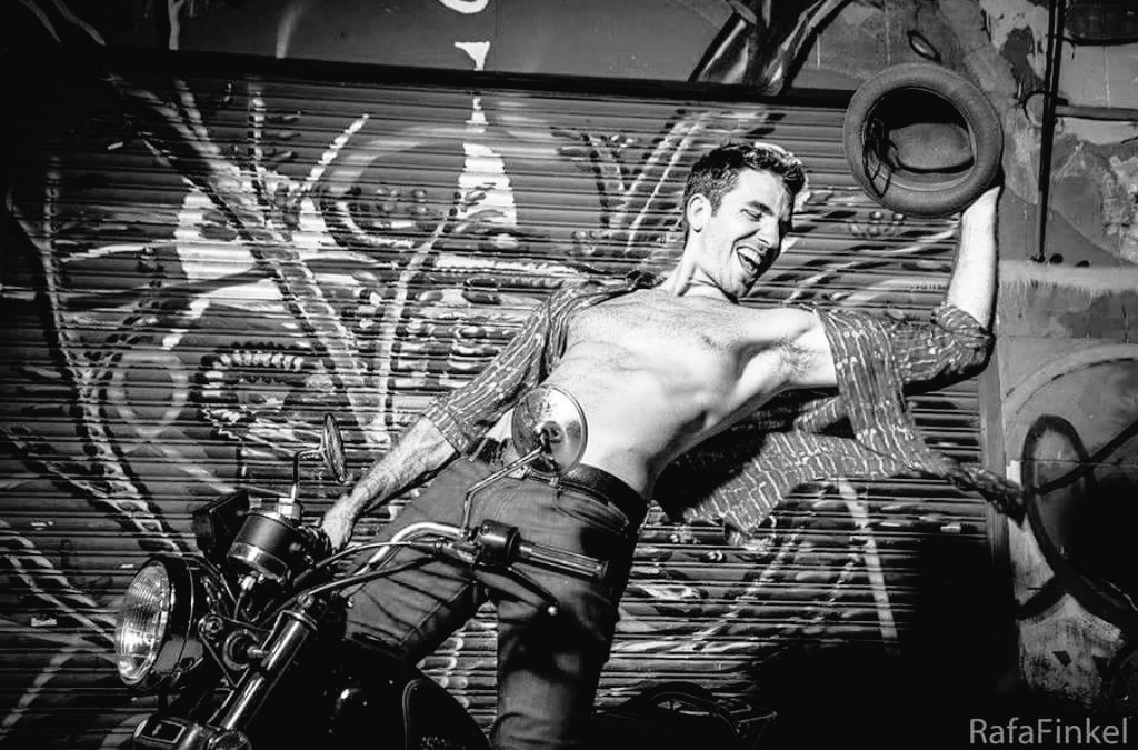 argenfuckintino's tweet photo. #chongodeldia #chongotime #stud #gorgeousguys #madeinargentina #chongazo #instachongos
Instagram: @mrtommiddleton https://t.co/2NYJNYk5KW