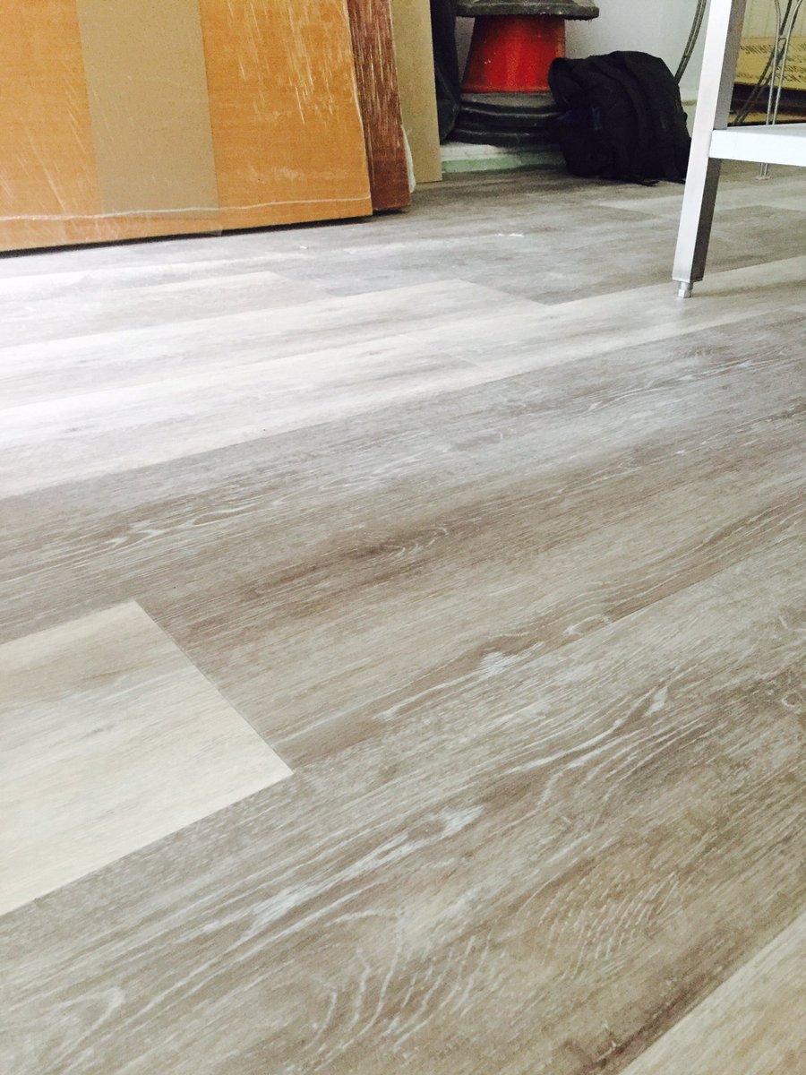 NeilBentinck's tweet photo. Flooring looking good @skoshyork #aswecontinue https://t.co/ilfT4iL6Bc