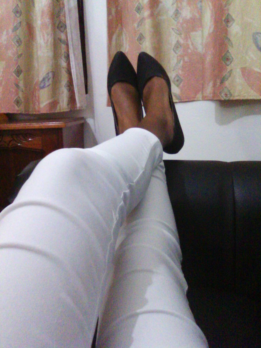 MersDlam's tweet photo. That kind of #women who #elegantly don't give a damn.. https://t.co/STOgsQVpTL