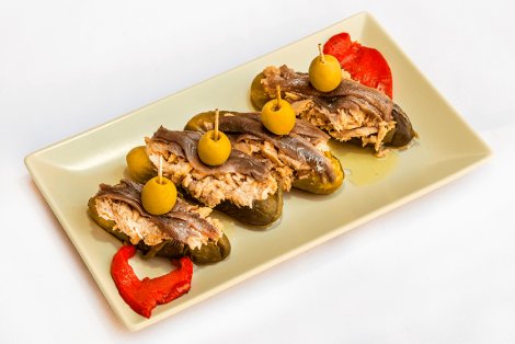 Respondon_es's tweet photo. @triatapes es tu plan para este #jueves.¡1,95€ tapa+bebida! Localiza cada local con #laApp: https://t.co/8Fb08N4hoi https://t.co/N9n5jV6piE