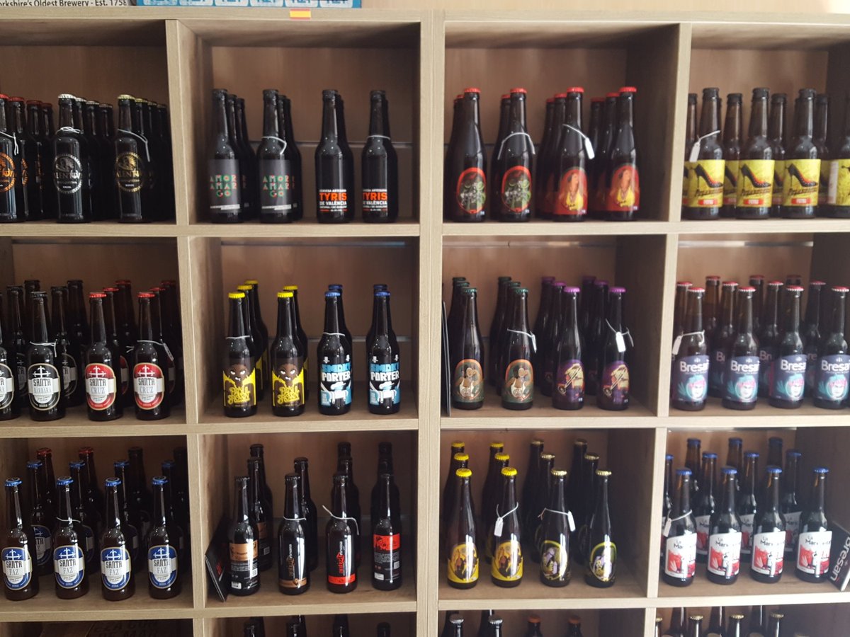 Nos encantan! <a href="/CervezaTyris/">Cerveza Tyris</a> @BirraeBlues <a href="/SantaFazCruzBrb/">SantaFazCruzBárbara</a> <a href="/CValentivm/">Valentivm Cerveza</a> <a href="/Cervezasantiga/">ANTIGA BREWING Co</a> <a href="/CervezaBresan/">Cerveza Bresañ</a> <a href="/cpelandrusca/">Cerveza Pelandrusca</a>