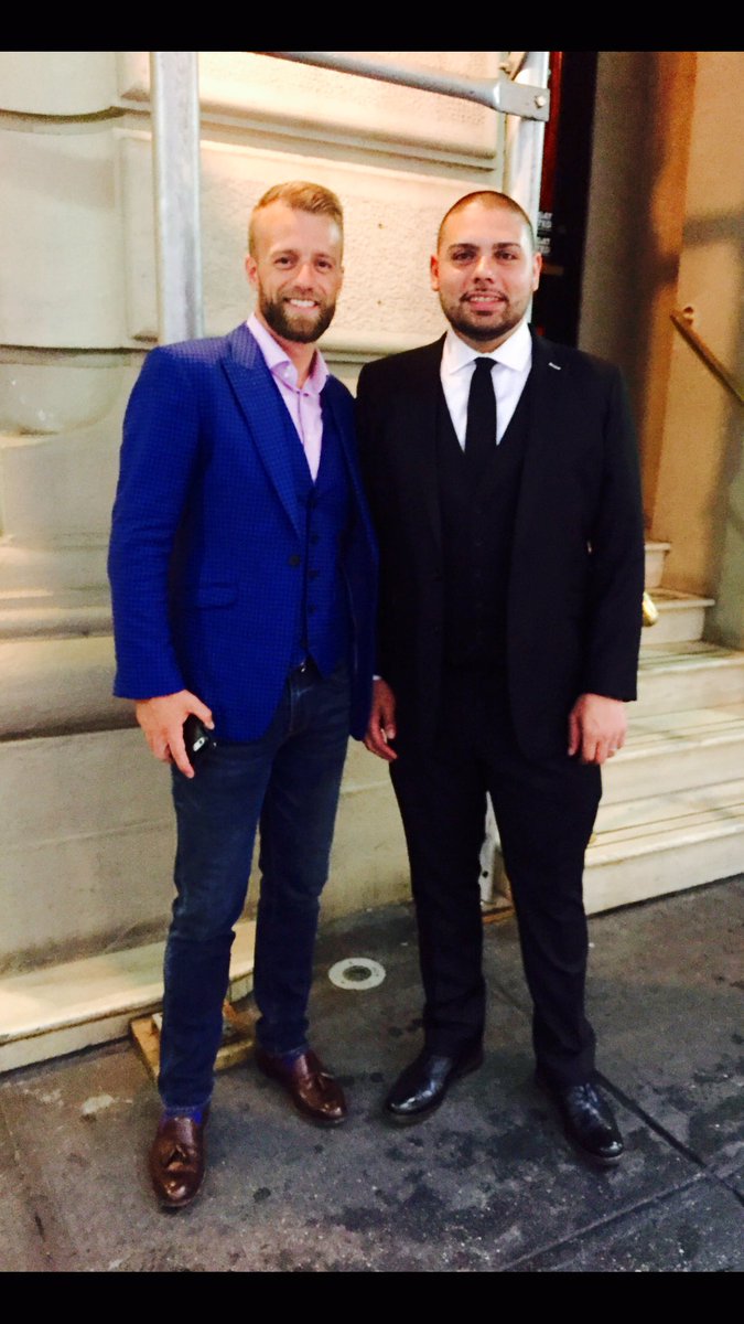 AlexRossBespoke's tweet photo. #NewYorkCity #fashion https://t.co/eewsK1RB0M