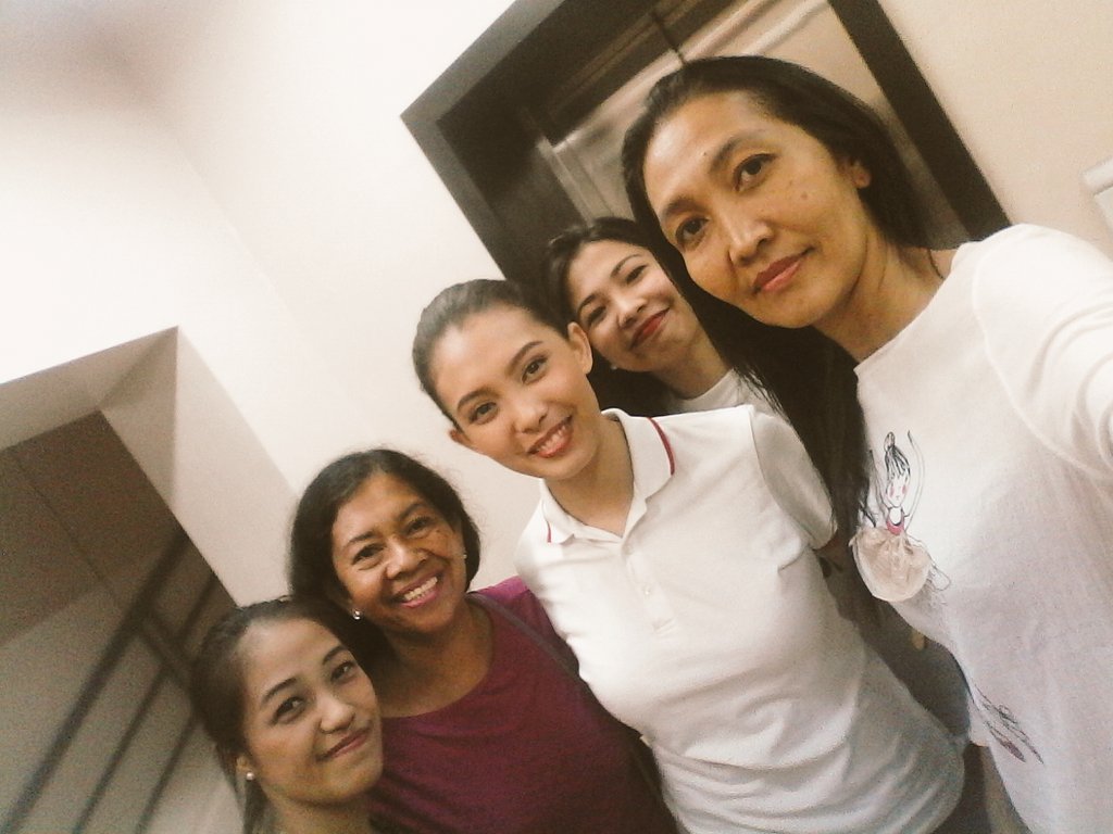 _teamyasser's tweet photo. Team Yasser w/ @anaabarro ☺ Thankyouuuu so much Daday !! Till next tym 💋 #OnceAgainRealization https://t.co/09mgP7J1kk