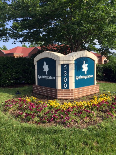 SigncraftUSA's tweet photo. Our panels fit perfectly on the existing monument sign at the new @LPSIntegration location #signage https://t.co/vnLzJDj2Tm