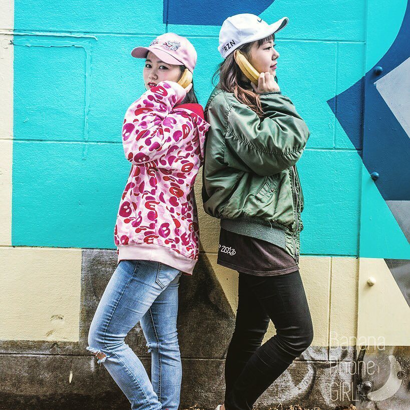 dobinizm's tweet photo. ★Banana Phone GIRL★
These girls are always call two people.
いつも二人でバナナフォン。

model:snap
phot… https://t.co/XrQ7j2UWKf https://t.co/miFfHm3PHN