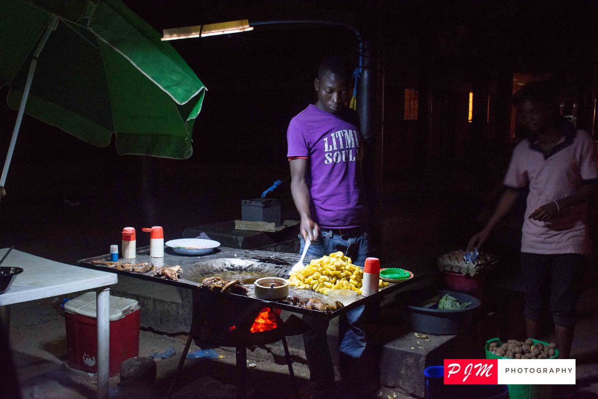 travel2malawi's tweet photo. Time for some Chicken and Chips (Chiwaya). Night photography - Liwonde. #Snipershooting
https://t.co/LWIy4isxS5 https://t.co/CDcAdTvEhK