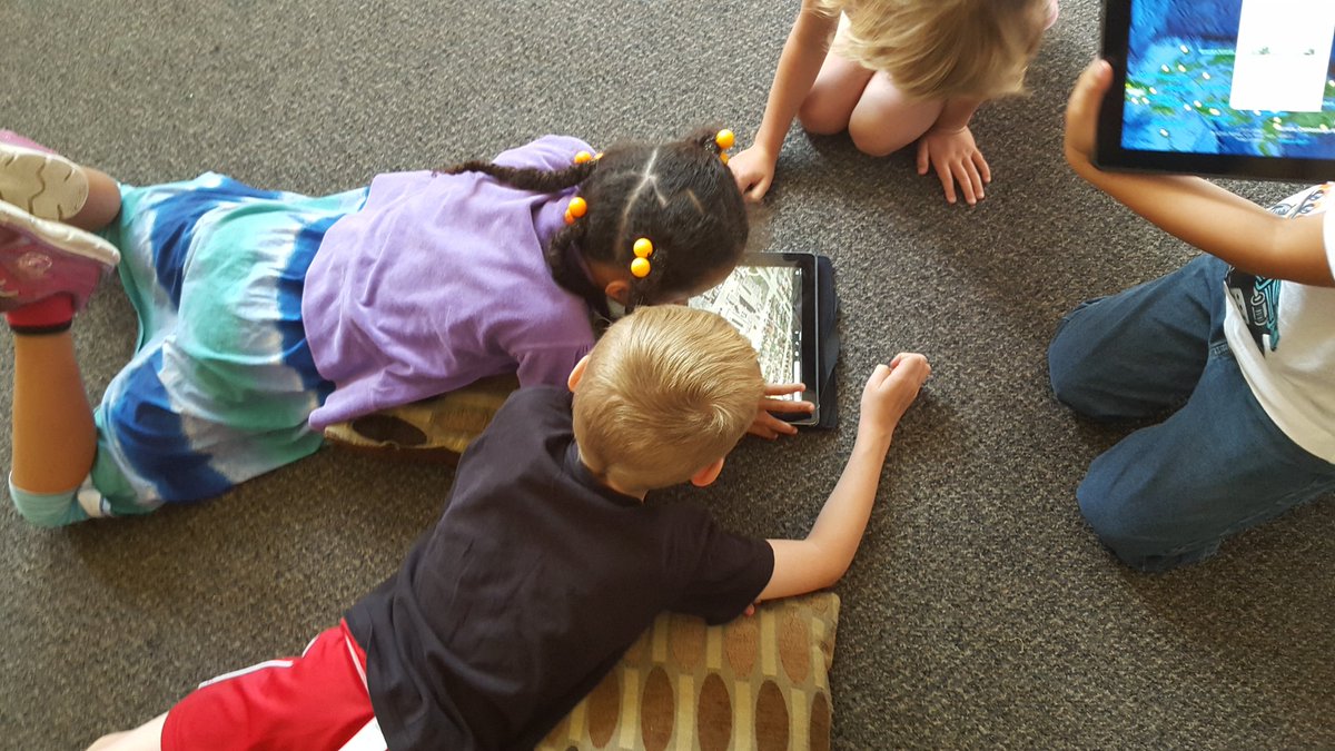 M_Sheane's tweet photo. Exploring Point Pelée on Google Maps. 1S is excited for our field trip tomorrow! Thanks M. Quinn. @GilesCondors https://t.co/Omt814Kh25