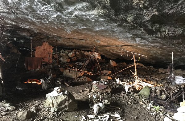 regcantabrorum's tweet photo. La Cueva/Museo de Sopeña #Miera vuelva a abrir sus puertas de cara al verano #Paleolitico :) https://t.co/QHfnAcrFsD https://t.co/HSxZ4s6IYR