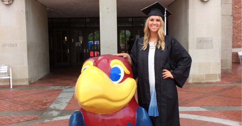 AmericanCentury's tweet photo. See how #employee Jen P. helped daughter earn #collegedegree #debtfree. #WhyI529 @KUnews https://t.co/C8cyVqR5km https://t.co/RKJ6ifMoSj