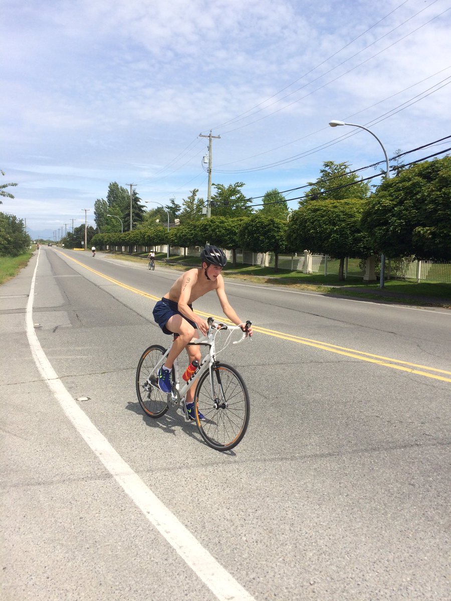 Ckristmanson's tweet photo. @SDSSSundevils competing in the bike potion of the #tri #PEstudents. @TamaraJobke https://t.co/7HKBC1YSJN