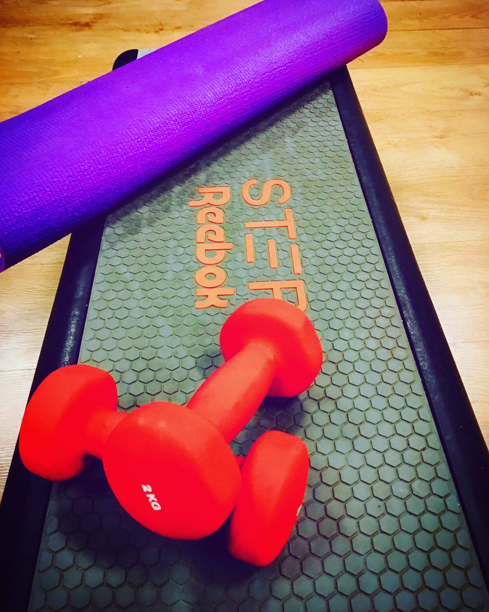 starsas_'s tweet image. @HYPE_fitness #step #absblast
