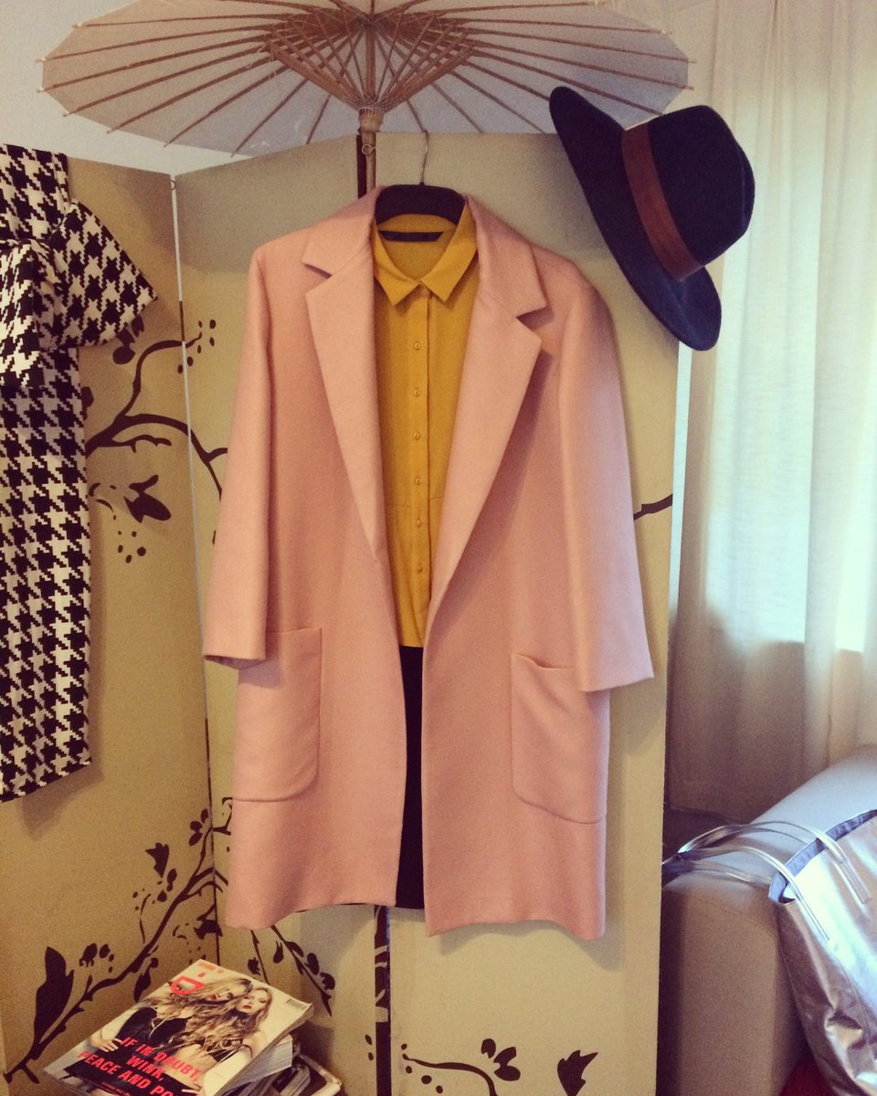 Hot item for winter. Loving my new purchase from <a href="/ZaraSouthAfrica/">Zara South Africa</a> ,adding colour into winter #pinkcoat #zara