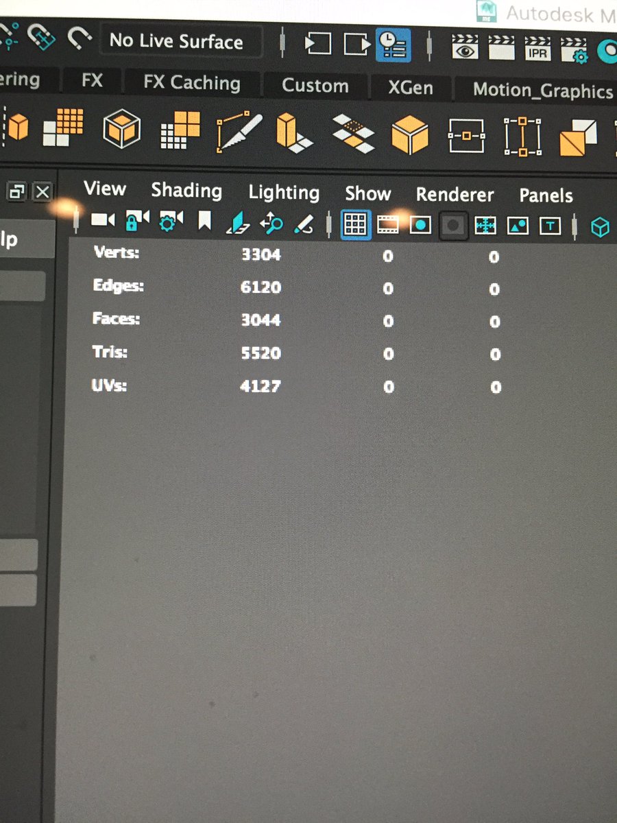 KolaBrandon's tweet photo. Turns out going low poly works!  Now I won't have lag issues 😀 #RWBY #3DModeling #Maya #Bumblebee #Motocop https://t.co/tb976tgp5n