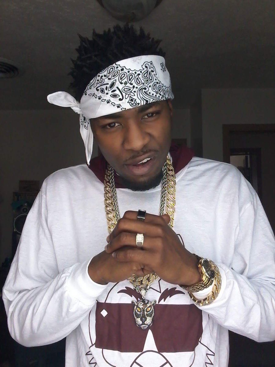 FouMonkyBeany's tweet photo. #FouMonkyClothing https://t.co/Z3upz9ktnI