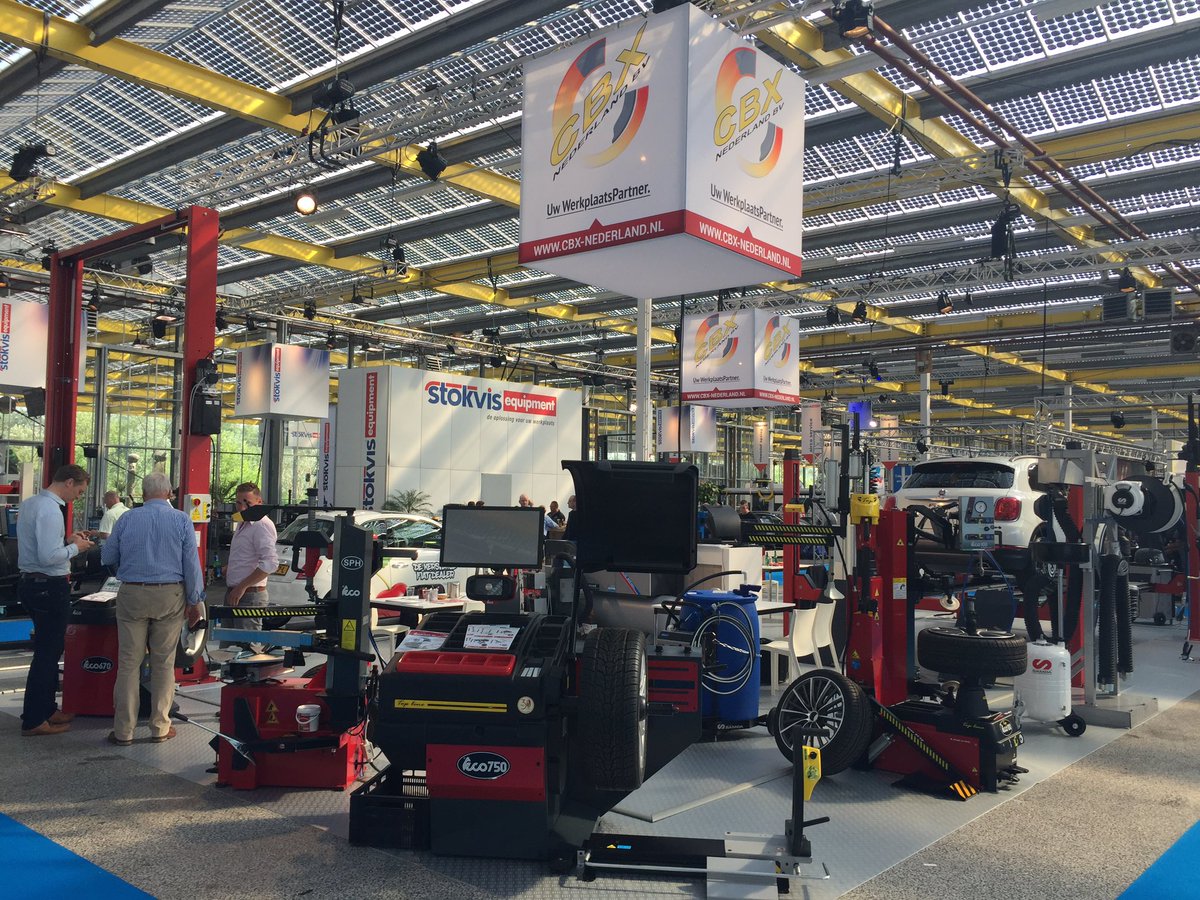 PatHommel's tweet photo. Hoe ziet de werkplaats en werkzaamheden er uit in een autobedrijf over 5 jaar? #aftersales2021 Equipvak Automotive https://t.co/QHXEh9Igcc