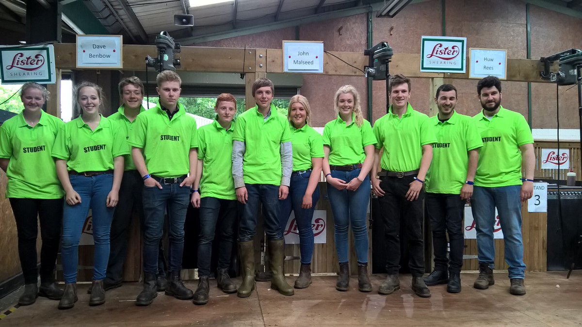 RHC_Agriculture's tweet photo. Shearing @ #StaffsShow16 #ReaseheathAgrics #JulieB #MichaelH https://t.co/1OXpje8snf