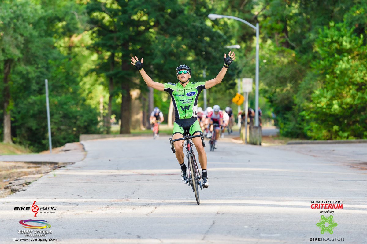 Bike Barn On Twitter Racing Is Back The Memorialparkcrit 14 Wk