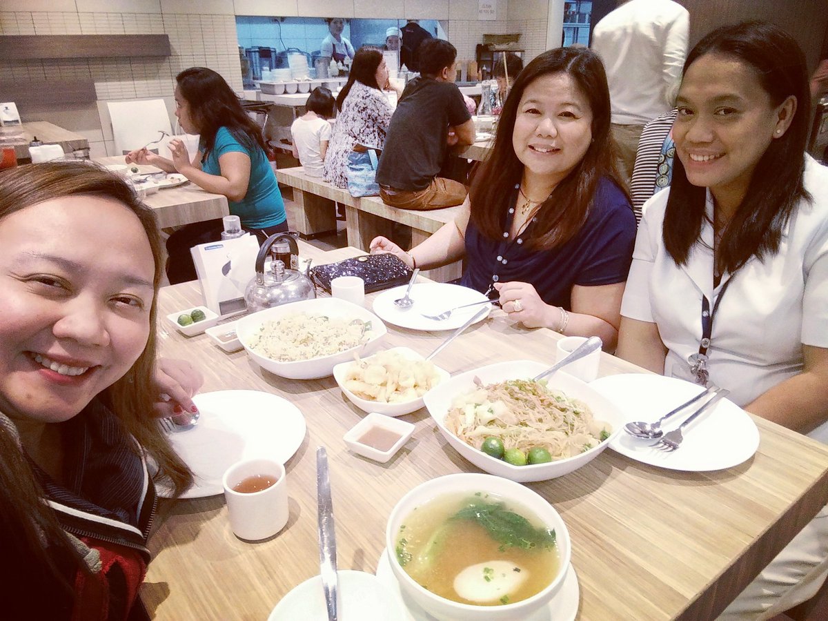 mhai_mendoza's tweet image. Lunch with mam BEO ☺👌
#06012016
#yangchao
#spicysquid
#chabihon
#thankyoupomam😘