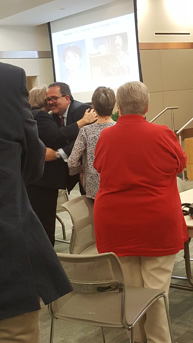 Leigha_Curry7's tweet photo. Celebrating #HISD Legends. Combined over 60 years of service. Congratulations. #AREAII #WEAREHISD @TeamHISD https://t.co/C9TDOaK6eD