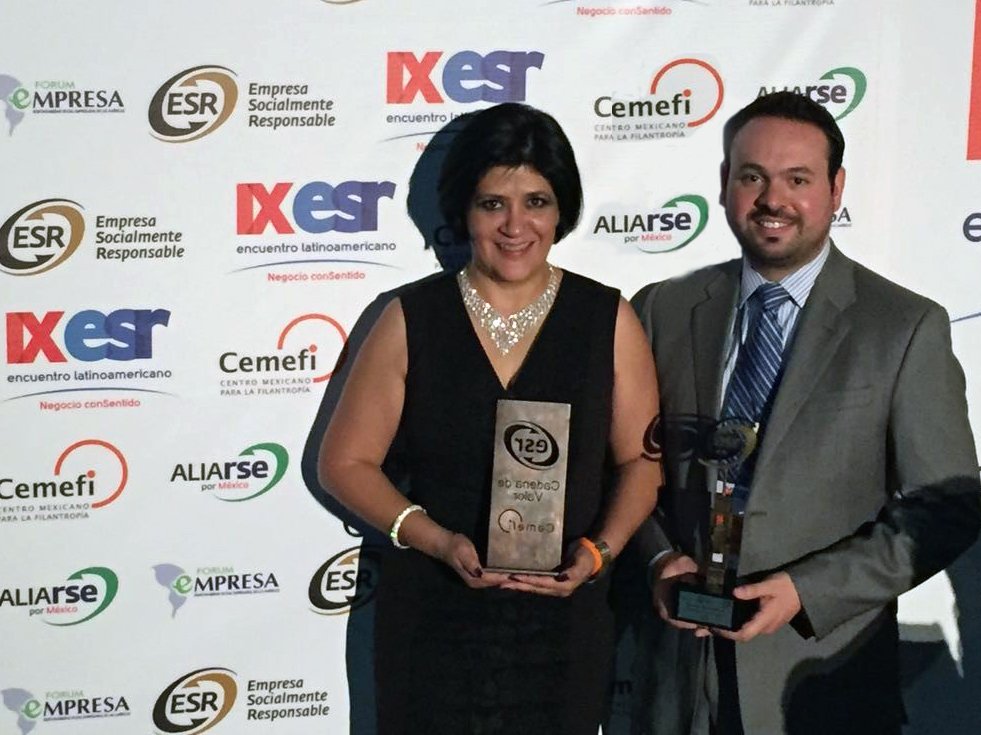 Nuestra Universidad recibe por quinto año consecutivo el Distintivo ESR 2016 <a href="/anahuac/">Anáhuac Campus Norte</a>  👏👏👏👏 goo.gl/k5kec4