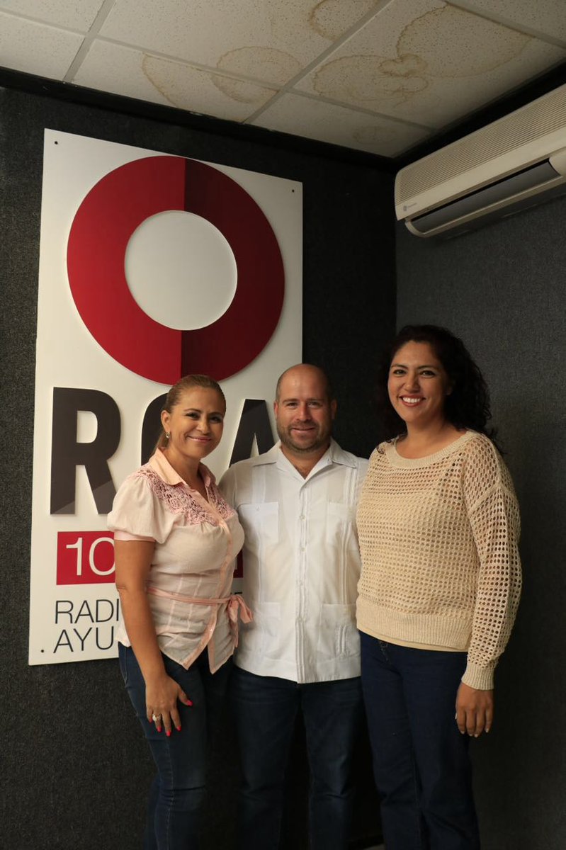josedelapena12's tweet photo. Hoy tuve una excelente entrevista en @RCA1059FM con Irma Ribón y Gabriela Cruz.
Muchas gracias por el espacio! https://t.co/DQCzV7NqBg