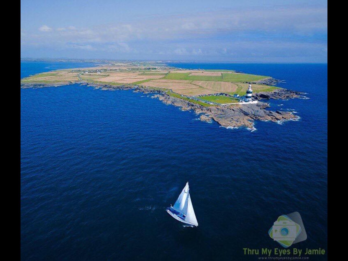 rosmhictreoin's tweet photo. #guidinglight #fellowshipoftheringofhook #SocialMediaMarketing #pr #touristdevelopment #WildAtlanticWay #inurpocket https://t.co/yXDP2gRwUz