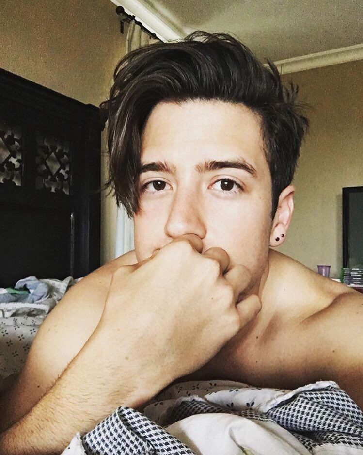 arianagfallfor's tweet photo. Logan Henderson https://t.co/moSkY7QSa4