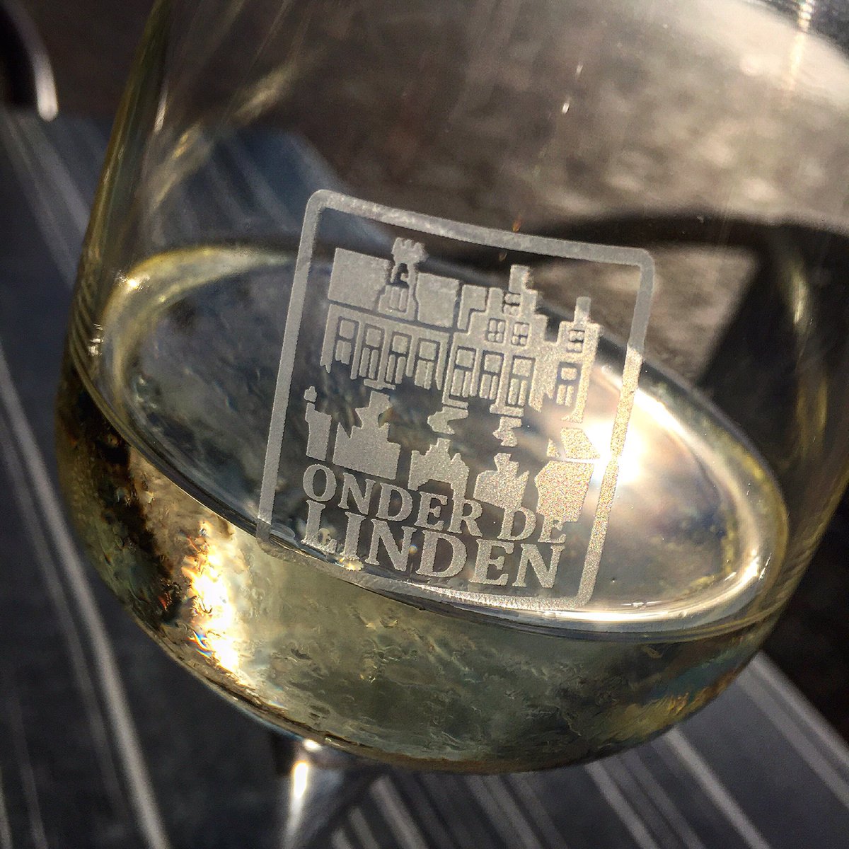 HCSonnenberg's tweet image. Als de @BeleefSneek meeting niet doorgaat, dan toch maar ff snel #BeleefSneek gevoel op doen!

Én weer door! #druk