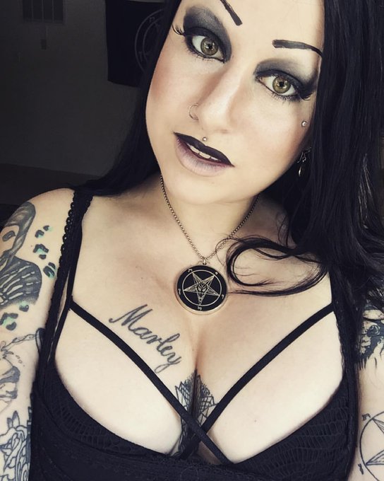 vote @opheliarainxxx for best gothic shoot #apnawards @altpornnet please copy and past this to vote xoxox<a class="tags" href="/tag/opheliarainxxx">@opheliarainxxx</a><a href="/tag/apnawards"class="tags">#apnawards</a>
