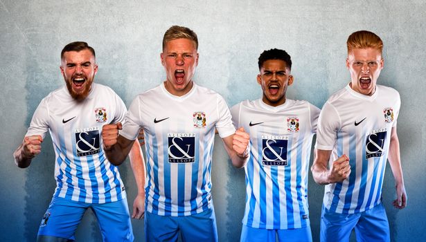 Suttynotsweep's tweet photo. Don't know why these Coventry players are so happy. I'd be embarrassed to wear that design! #tescobag https://t.co/1cbjGiVMAk