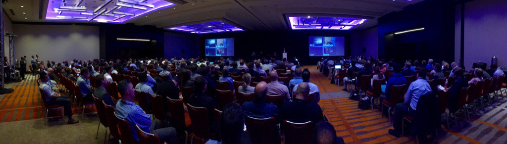 jasonfifield's tweet image. Learning about SMARTtech and how the future #construction worker will provide real time data #ENRfuturetech