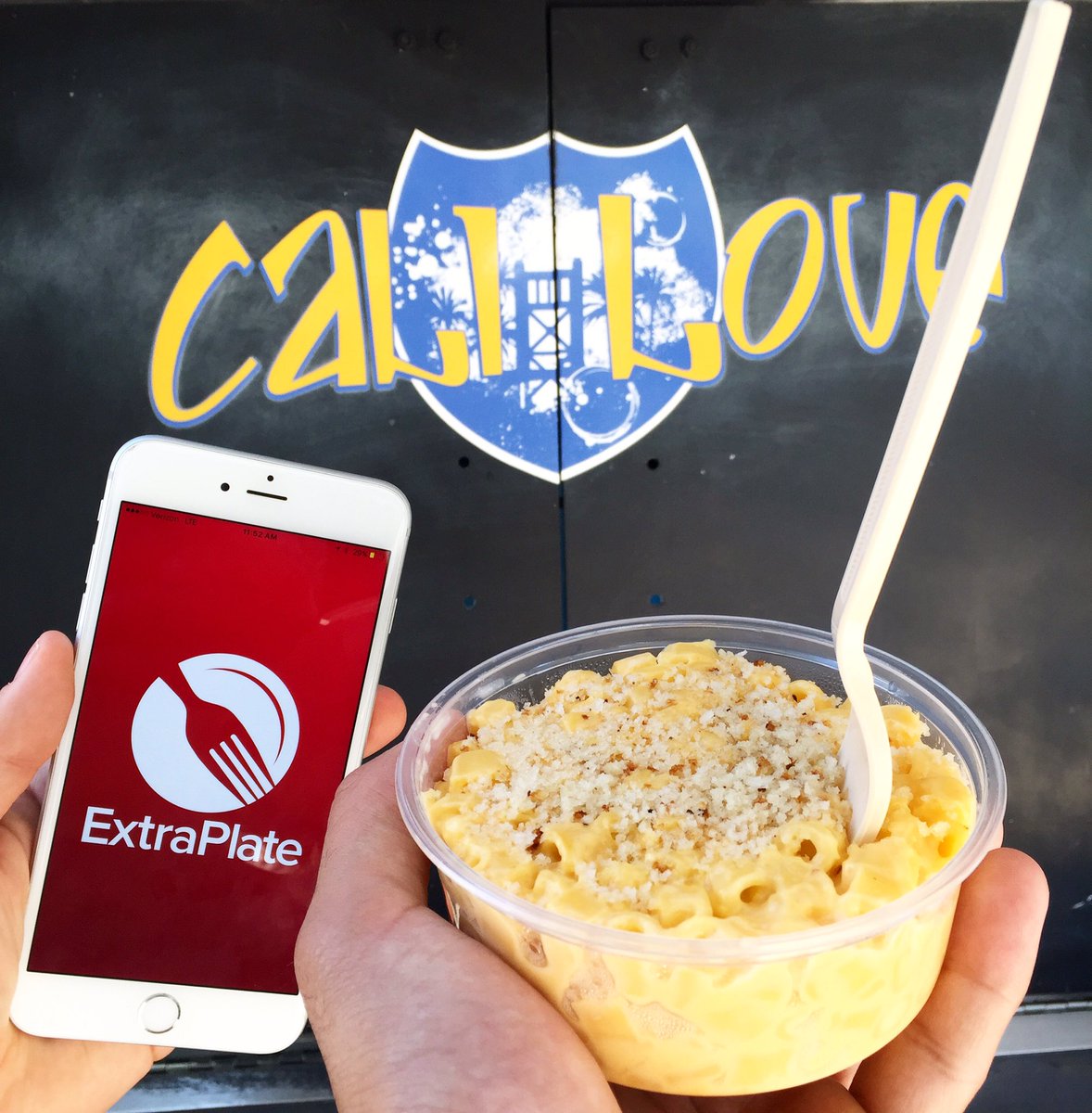 ExtraPlateApp's tweet photo. Cali food truck is now on @extraplateapp! π
Who's feelin' that California love?
#ExtraPlateApp #Ondemand #Food https://t.co/5EcmJqR8A4