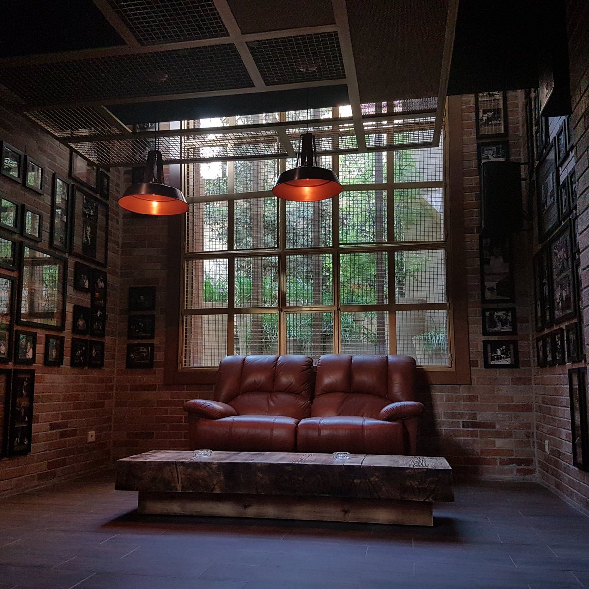 In love with The Nub! The new outlet by <a href="/aticogroup/">ATICO-Fakhreldin</a> the sliders are delish and the design is amazing! #Jo #Yum