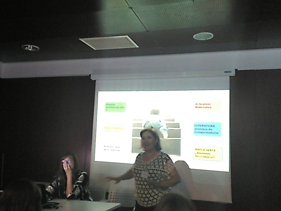 iesjoseplanes's tweet photo. #JornadasER actuando...#GoPlanes https://t.co/SA5oIuJ8Et