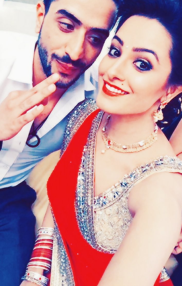 sajvrse's tweet photo. Beautiful ppl😍😍❤😘
#AlyTa https://t.co/8qxoOP7C4j