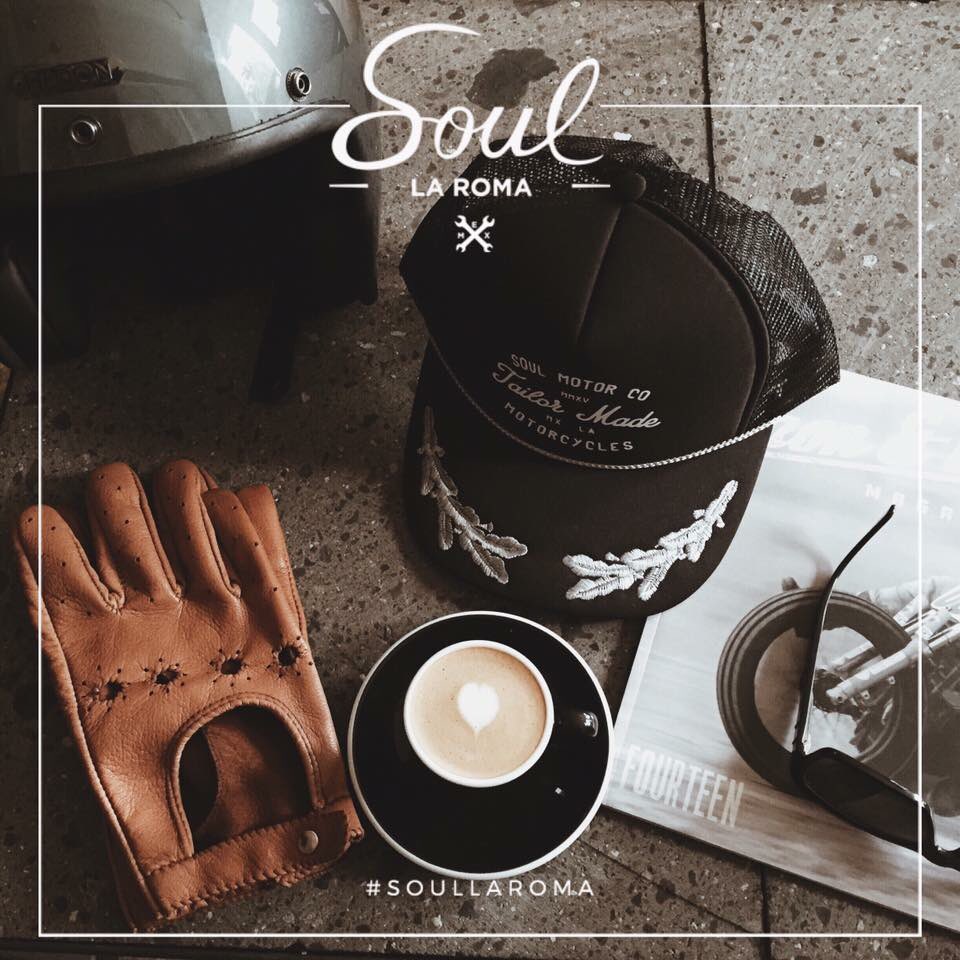 soullaroma's tweet photo. Nuestros esenciales para empezar un buen día, ¿Cuáles son los tuyos? #SoulLaRoma Tabasco 101 Col. Roma. https://t.co/K0ze4RZ9VT