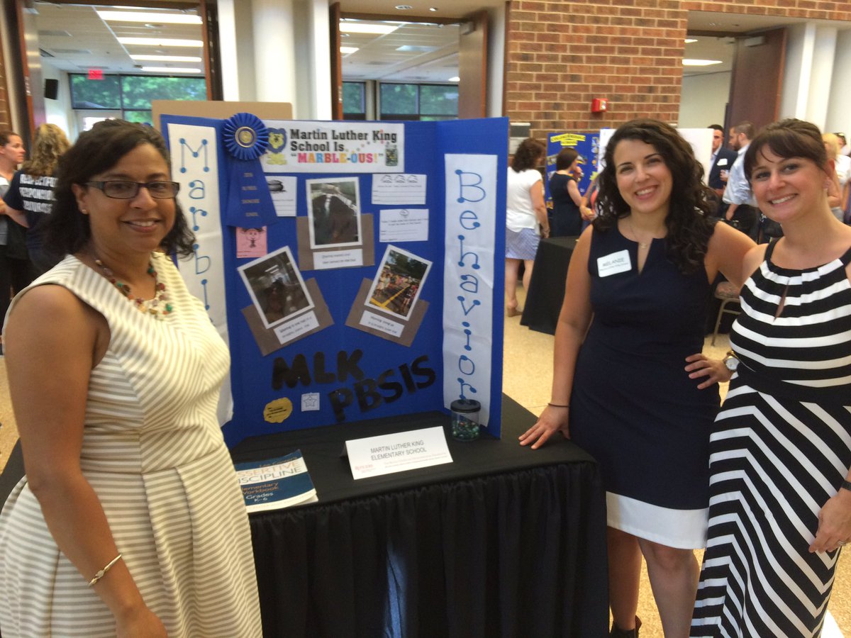 Now presenting MLK @ the NJPBSIS showcase school!  8 yrs and counting <a href="/mlkedison/">Martin Luther King</a> <a href="/dshields27/">danielle shields - l</a> #edisonk12 <a href="/dwiltonmlk/">dianewilton</a>