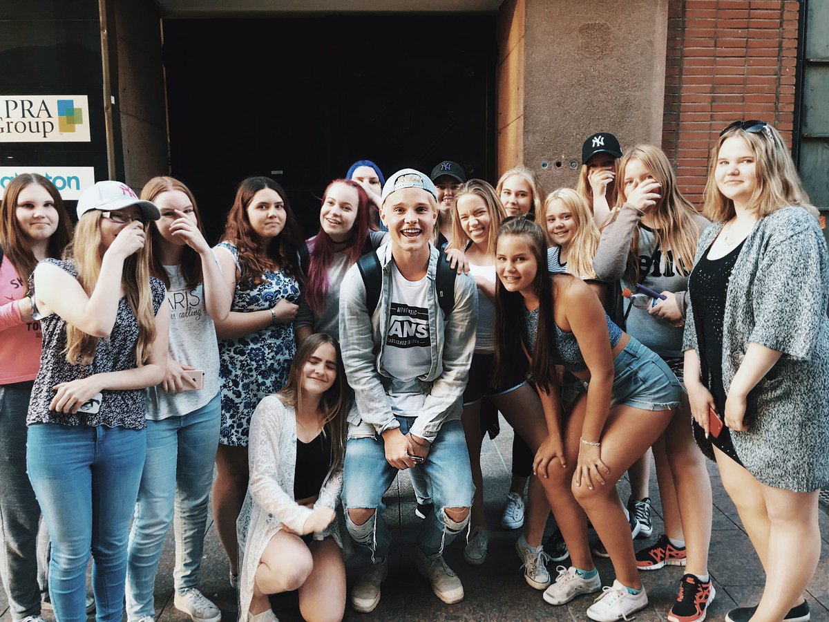 niclasbenjamin's tweet photo. My fans are the best. No question. #Bencharmers ❤️ https://t.co/He3MNX0C11
