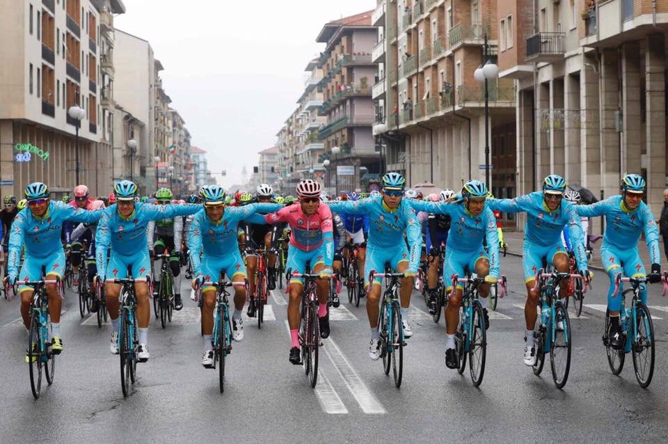 Sono passati pochi giorni ma ancora non ci credo........grazie a tutto il <a href="/AstanaTeam/">Sauna in Riga - AstanaTeam</a> #emozioni <a href="/giroditalia/">Giro d'Italia</a>
