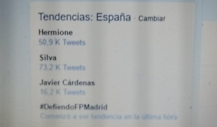 SOSvalcarcel's tweet photo. Ya vamos los 4 #DefiendoFPMadrid #CrisToValcarcel @ccifuentes https://t.co/UaEWrUSGPx