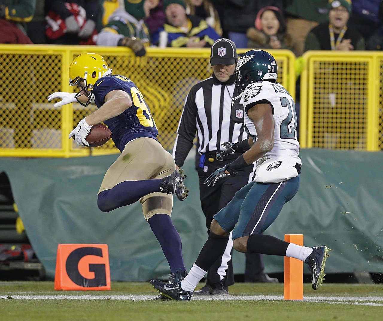MCBF Blog on X: "Jordy Nelson Ass, Booty, Butt https://t.co/R4Y8dEUOXp" / X