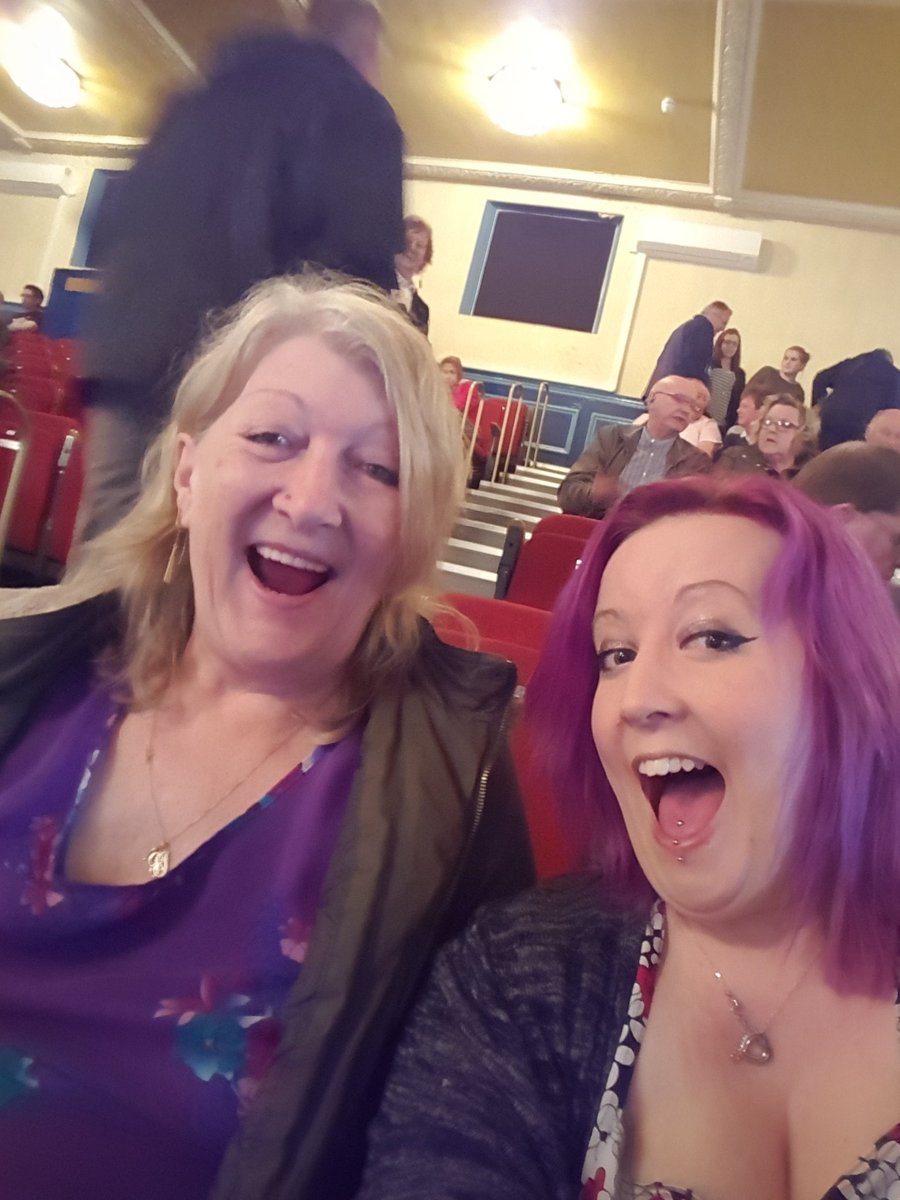 xChar182x's tweet photo. Eeeeeeeee!!!!! It's nearly showtime!!!!! @SarahMillican75 myself and the mother parent 😆😆😆 https://t.co/yoKOyWnAVu