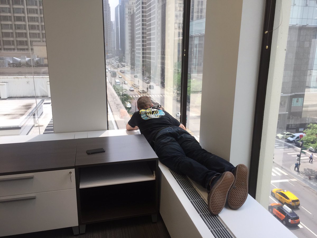 bodcreative's tweet image. Doing what it takes to get the right shot