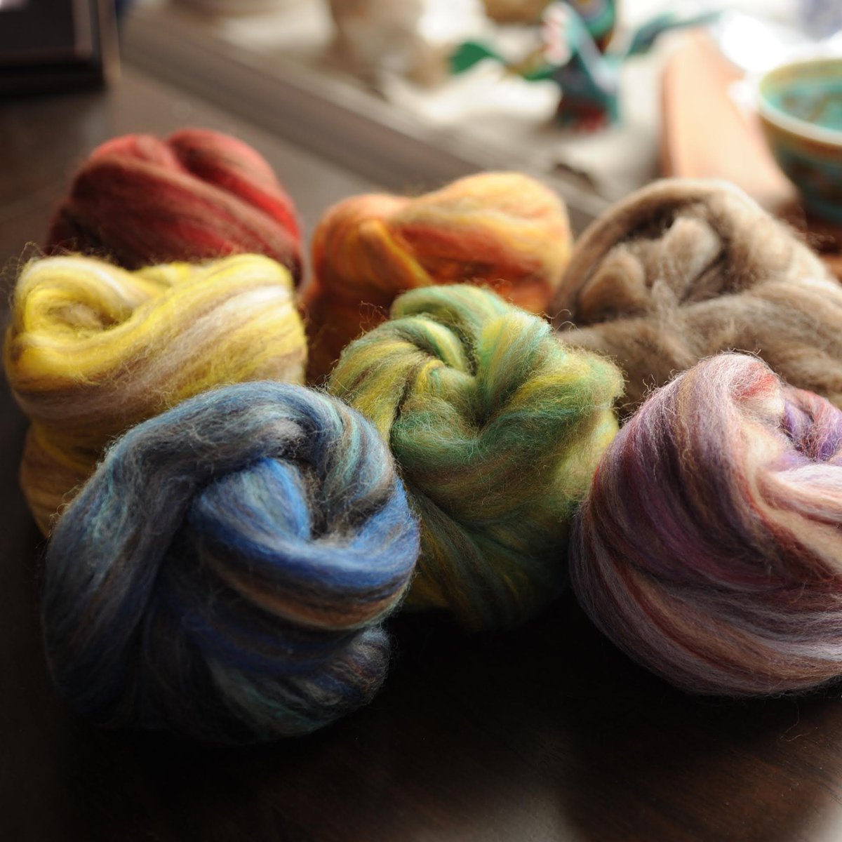 cosymakes's tweet photo. Buoy will be out in full force at the Spin in #IKSspinin #indieknitandspin #pgh #hipstrings  https://t.co/sNGgQIs5EW https://t.co/8iI4nRyBbY