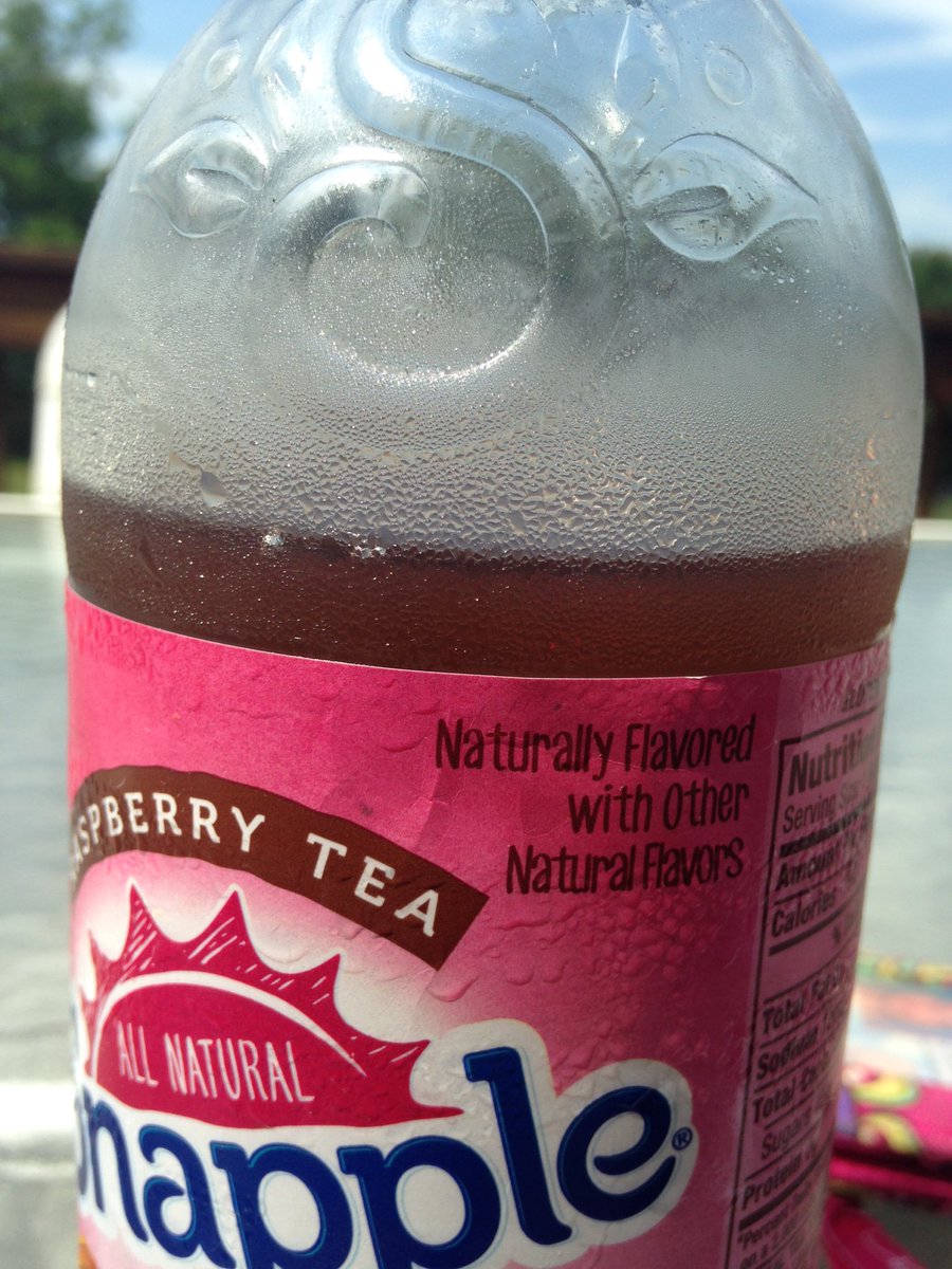 alyssa_toth2's tweet photo. Staying hydrated in this 80 degree weather☀️💧 #condensation #drcschem https://t.co/mCituDi5Mc