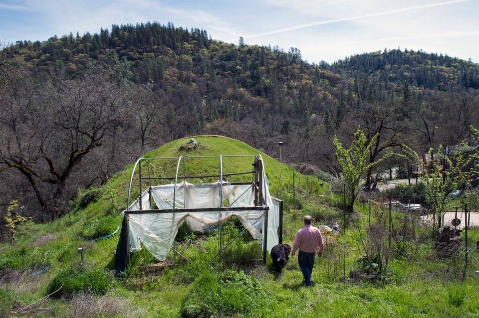 timjswanson's tweet photo. Voting on #measurew in #NevadaCounty on June7? Read this story about pot & #thesilasproject https://t.co/d1XYgUkVQD https://t.co/2Ab2peRqvc