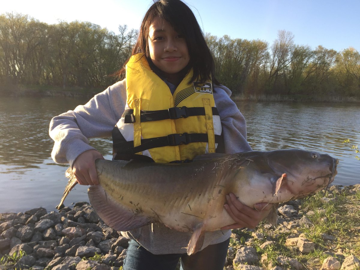 TravelManitoba's tweet photo. The McIntyre Anglers travel around Manitoba to learn about sustainable fishing practices. Way to go! #exploremb https://t.co/aUr3cN8th4