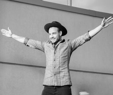 lAMBANDTRASH's tweet photo. Liam is so under appreciated yet he deserves the whole world https://t.co/l7gpzG3Ltd