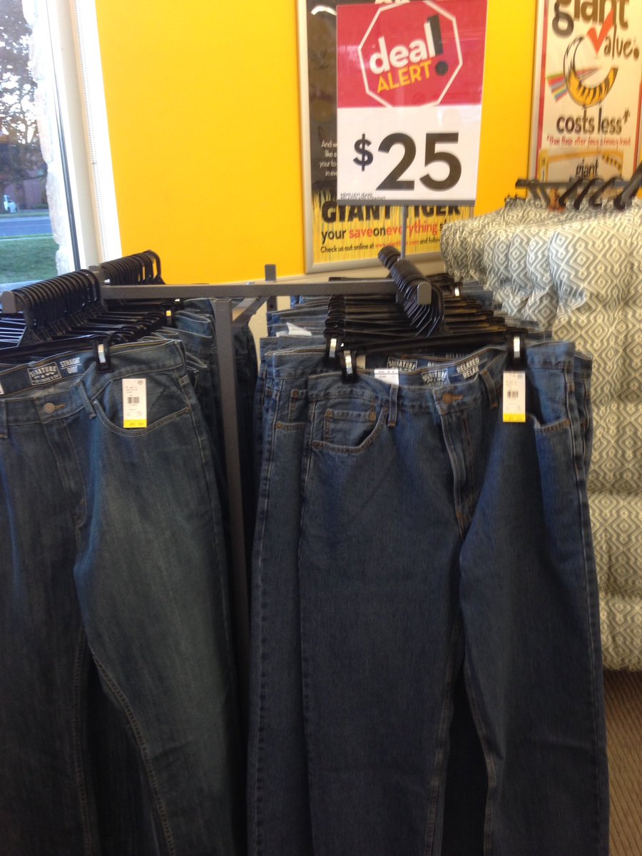 GTPortHope's tweet image. Now we got Levi jeans for men only $25
