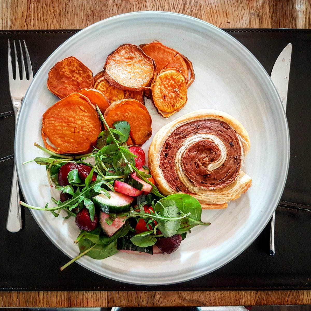 feoilfreefamily's tweet image. @veganoutreach anything you can eat I can eat #vegan feoilfreefamily.com/recipes-go-her… #whatveganseat #setian #instafood